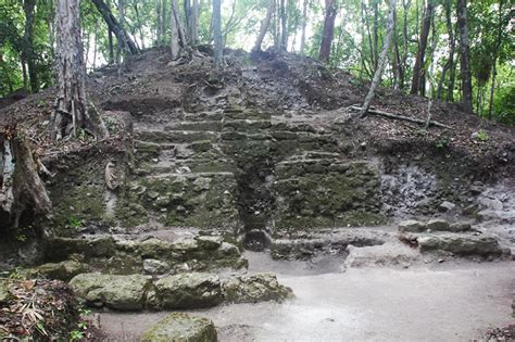  イグアラの洞窟！古代マヤ文明の神秘と自然の驚異を体感せよ！